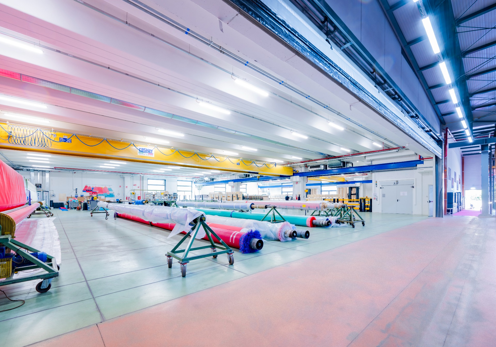 Feltri Marone Background